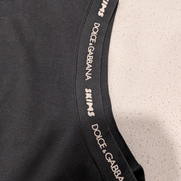 Dolce & Gabbana Black Tank with Logo Detail - Picture 4 of 4